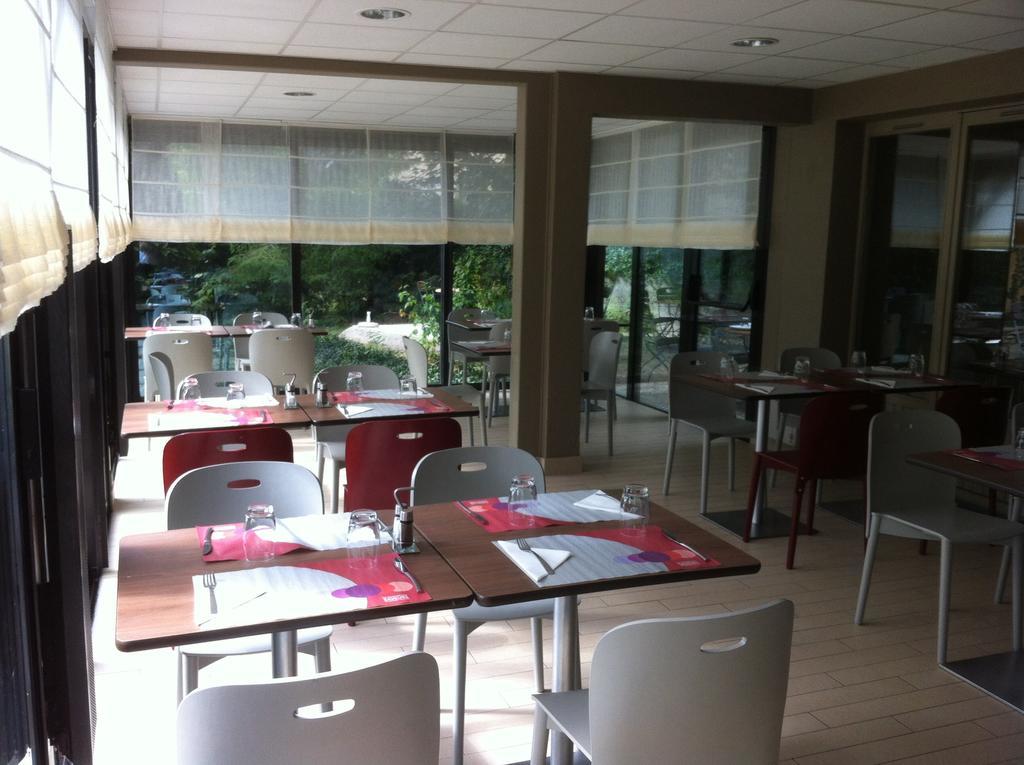 Campanile Vichy - Bellerive Hotel Exterior photo