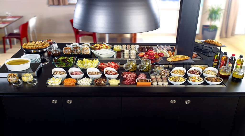 Campanile Vichy - Bellerive Hotel Restaurant photo
