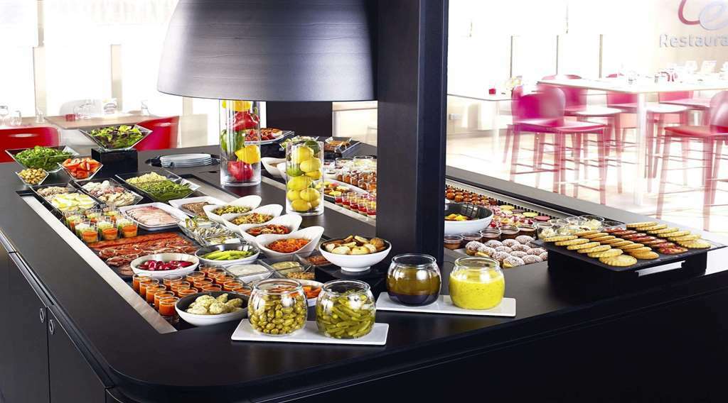 Campanile Vichy - Bellerive Hotel Restaurant photo